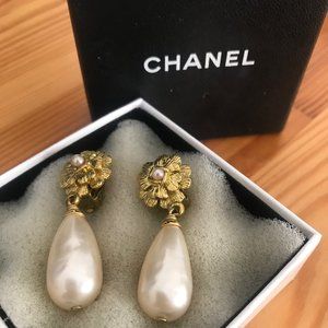 Vintage Chanel Camellia Pearl Drop Earrings